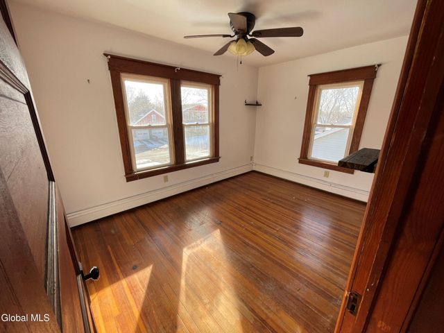 55 Seaman Avenue, Castleton-on-hudson, NY 12033