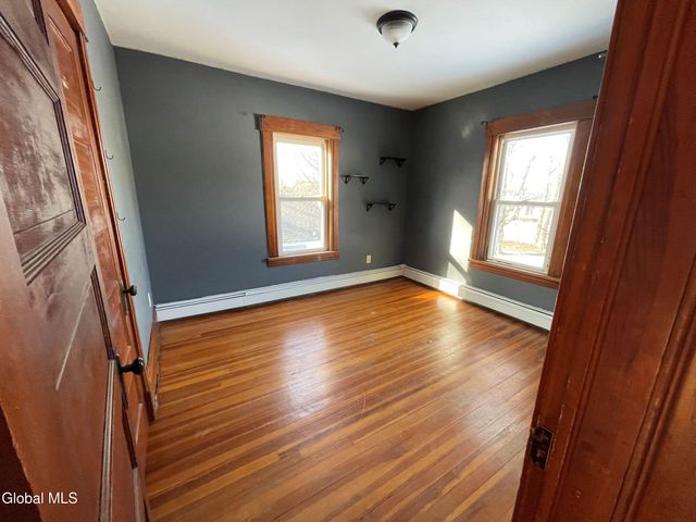 55 Seaman Avenue, Castleton-on-hudson, NY 12033