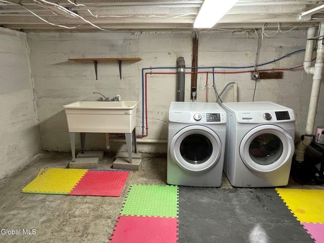 55 Seaman Avenue, Castleton-on-hudson, NY 12033