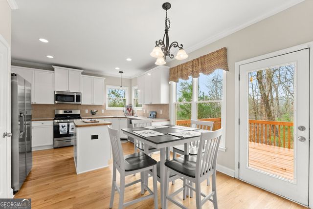 5987 Wellington Ave, Gainesville, GA 30506