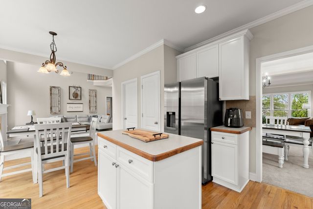 5987 Wellington Ave, Gainesville, GA 30506