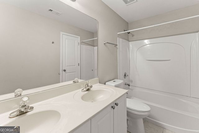 5987 Wellington Ave, Gainesville, GA 30506