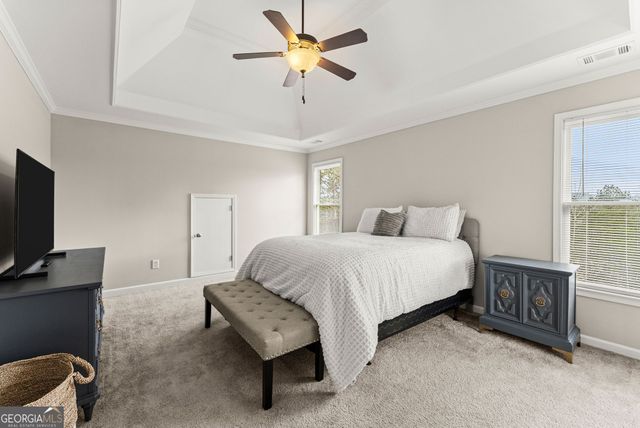 5987 Wellington Ave, Gainesville, GA 30506