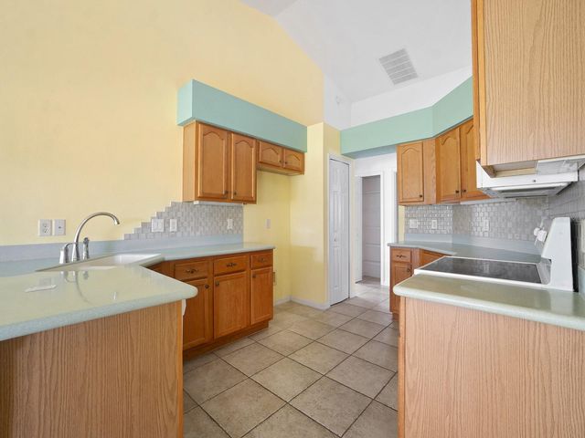 4835 SABLE RIDGE COURT, Leesburg, FL 34748