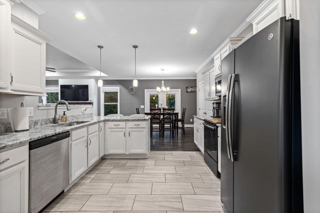 685 York Road NE, Cleveland, TN 37323