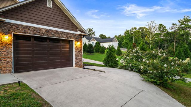685 York Road NE, Cleveland, TN 37323