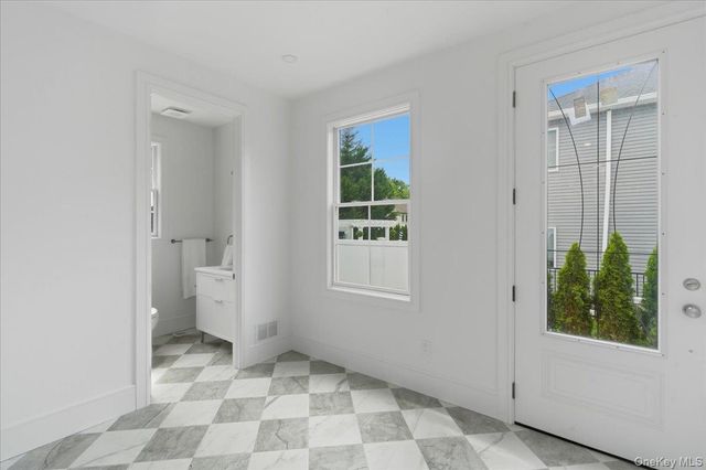 96 Shadyside Avenue, Port Washington, NY 11050