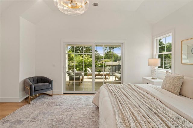 96 Shadyside Avenue, Port Washington, NY 11050