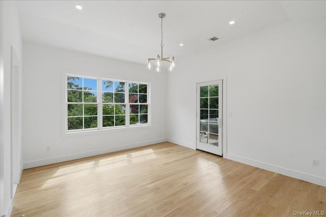 96 Shadyside Avenue, Port Washington, NY 11050