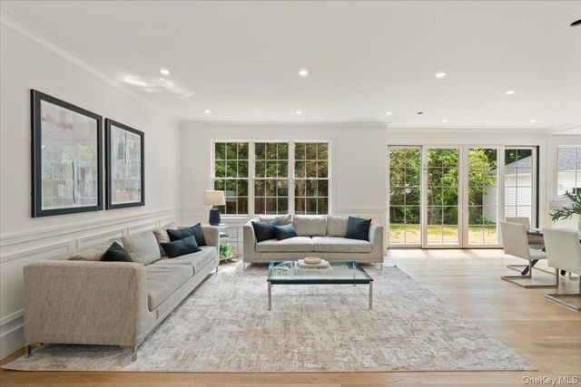 96 Shadyside Avenue, Port Washington, NY 11050