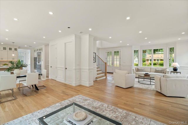 96 Shadyside Avenue, Port Washington, NY 11050