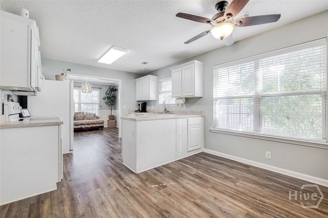 507 Cobblestone Circle, Bloomingdale, GA 31302