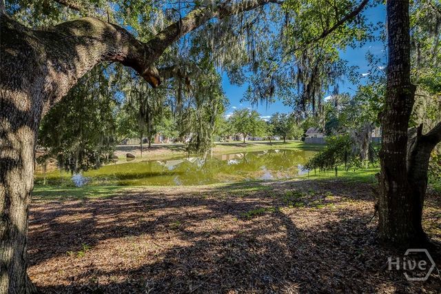 507 Cobblestone Circle, Bloomingdale, GA 31302