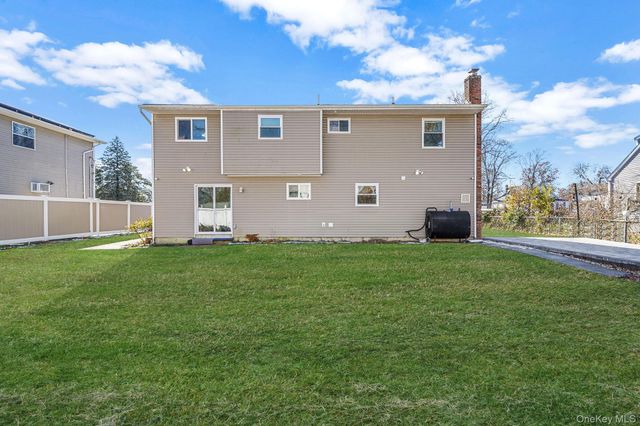 445 45th Street, Copiague, NY 11726