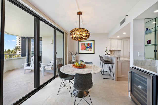 5070 N Ocean Drive 4c, Singer Island, FL 33404