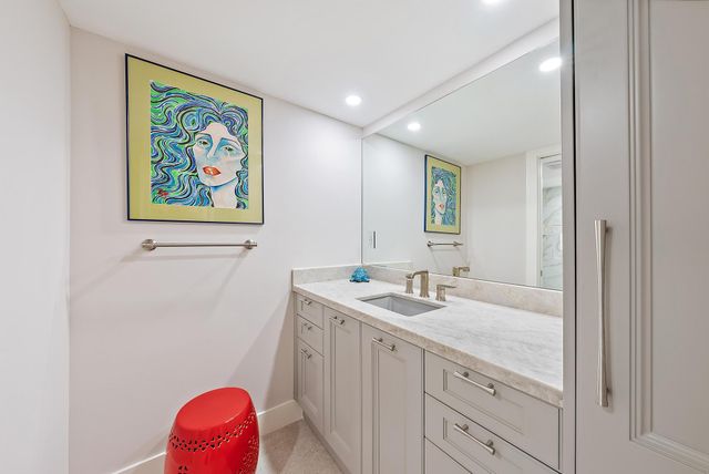 5070 N Ocean Drive 4c, Singer Island, FL 33404