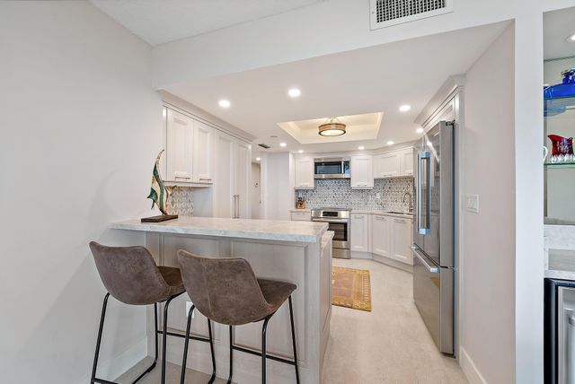 5070 N Ocean Drive 4c, Singer Island, FL 33404