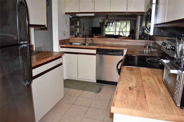 1716 GOLFVIEW DRIVE 1716, Tarpon Springs, FL 34689