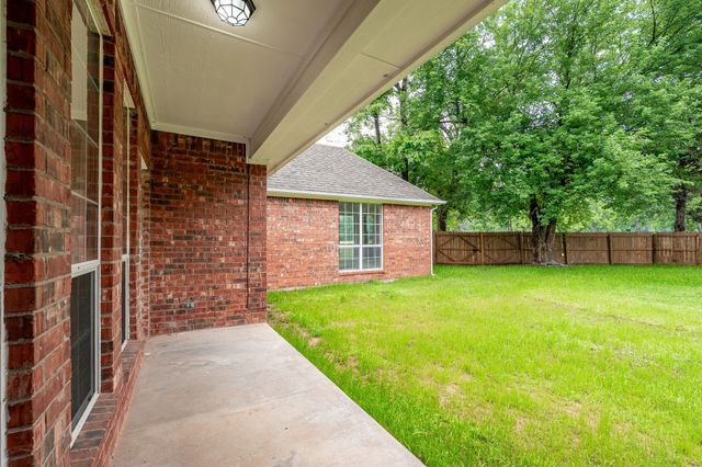 2107 Rivercrest Circle, Denison, TX 75020