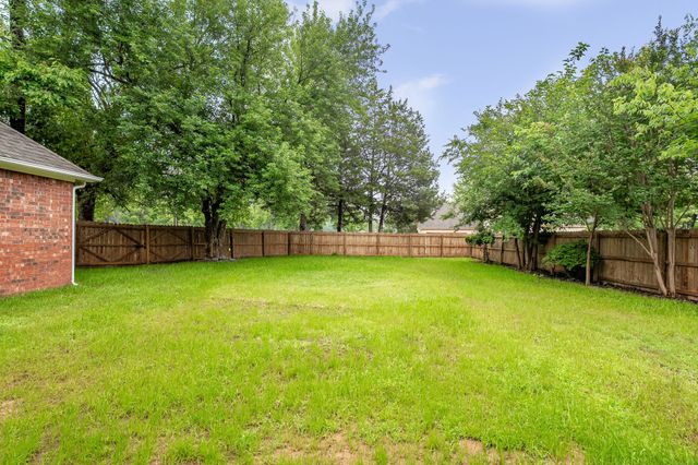 2107 Rivercrest Circle, Denison, TX 75020