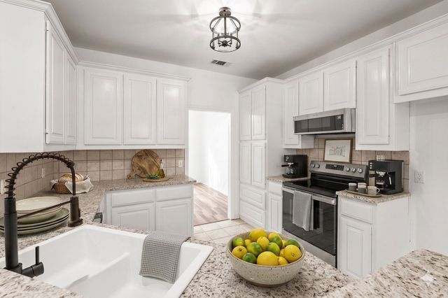 2107 Rivercrest Circle, Denison, TX 75020