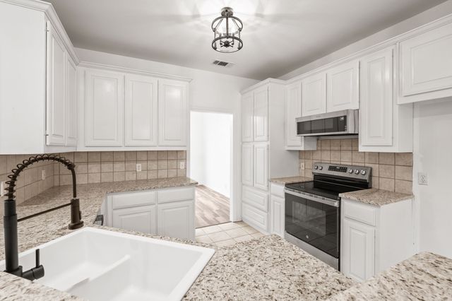 2107 Rivercrest Circle, Denison, TX 75020