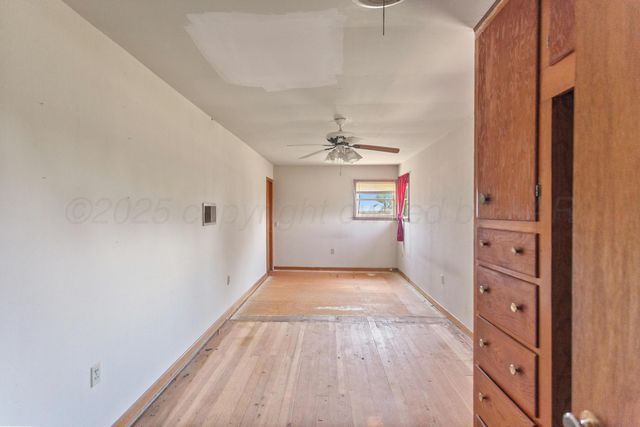 14210 FM1261, Spearman, TX 79081