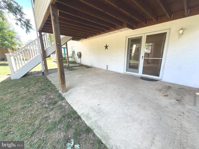 8205 MILLFIELD CT, Millersville, MD 21108