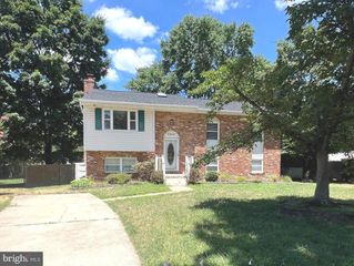 8205 MILLFIELD CT, Millersville, MD 21108