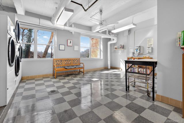 177 E Hartsdale Avenue 3L, Hartsdale, NY 10530