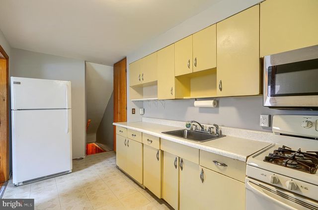 7114 GREENWOOD AVE, Baltimore, MD 21206