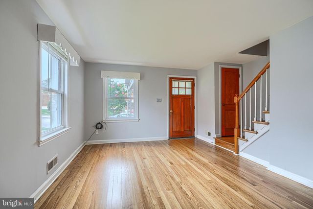 7114 GREENWOOD AVE, Baltimore, MD 21206