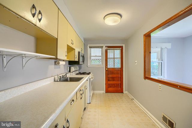 7114 GREENWOOD AVE, Baltimore, MD 21206