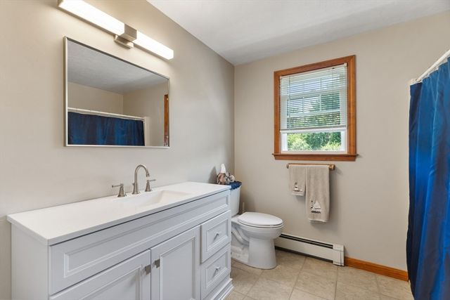 3 Pudding Street, Uxbridge, MA 01569