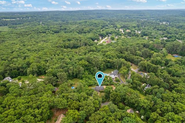 3 Pudding Street, Uxbridge, MA 01569