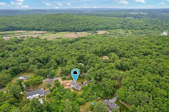 3 Pudding Street, Uxbridge, MA 01569