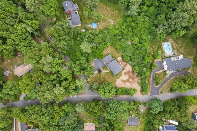 3 Pudding Street, Uxbridge, MA 01569