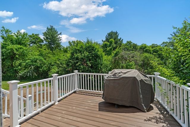 3 Pudding Street, Uxbridge, MA 01569