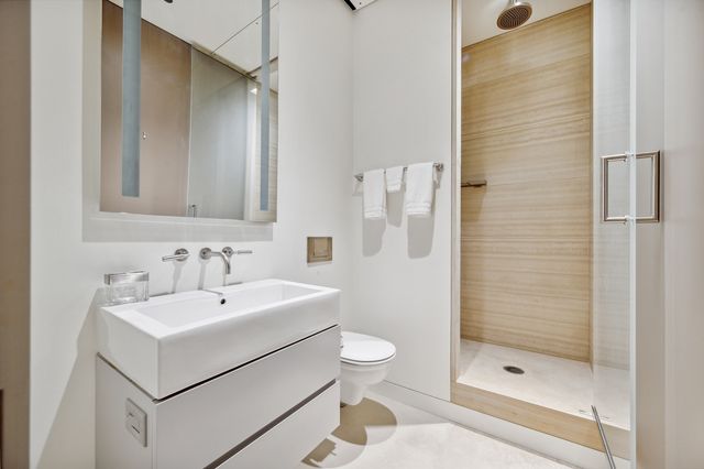 65 E GOETHE Street 3W, Chicago, IL 60610