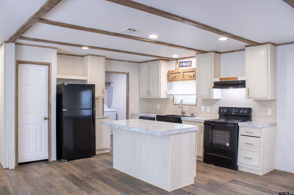 4394 FARM MARKET 2869, Hawkins, TX 75765