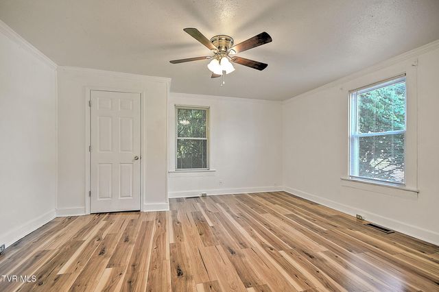 1443 Georgia Avenue, Bristol, TN 37620