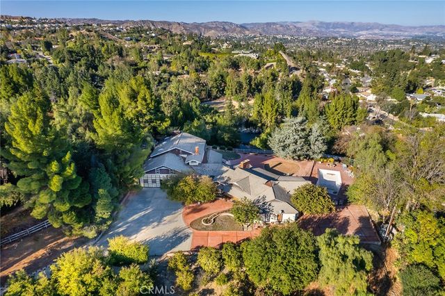 6006 CLEAR VALLEY Road, Hidden Hills, CA 91302
