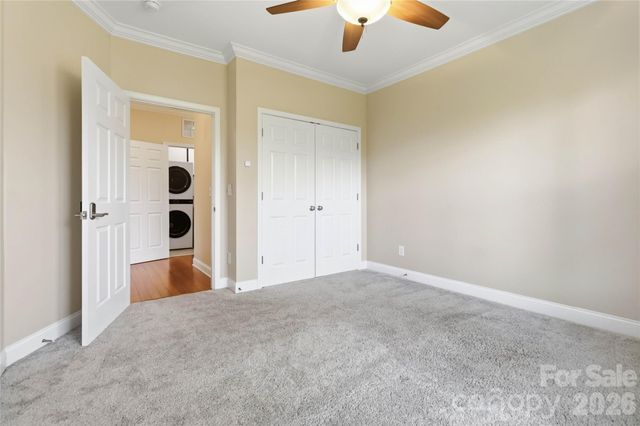 1000 E Woodlawn Road 314, Charlotte, NC 28209