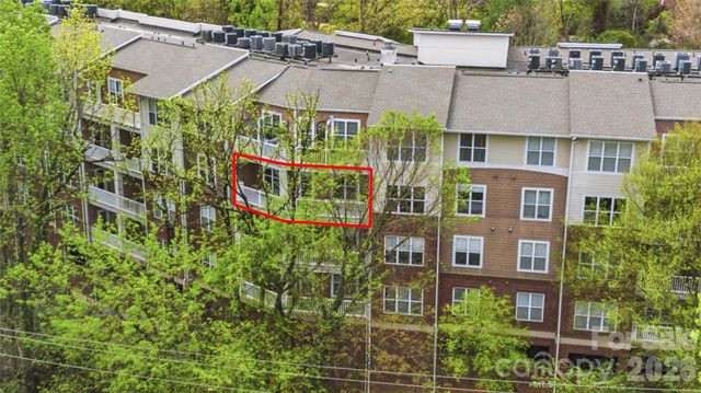 1000 E Woodlawn Road 314, Charlotte, NC 28209