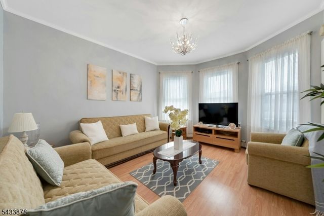 999 E 25Th St, Paterson City, NJ 07513