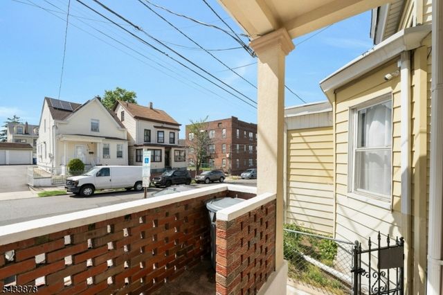 999 E 25Th St, Paterson City, NJ 07513