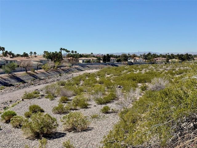 2379 Cliffwood Drive, Henderson, NV 89074