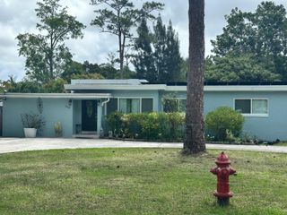 800 Ivory Lane, Haverhill, FL 33415