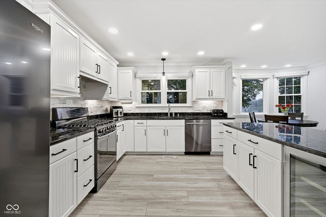 304 Sussex Circle, Noblesville, IN 46062