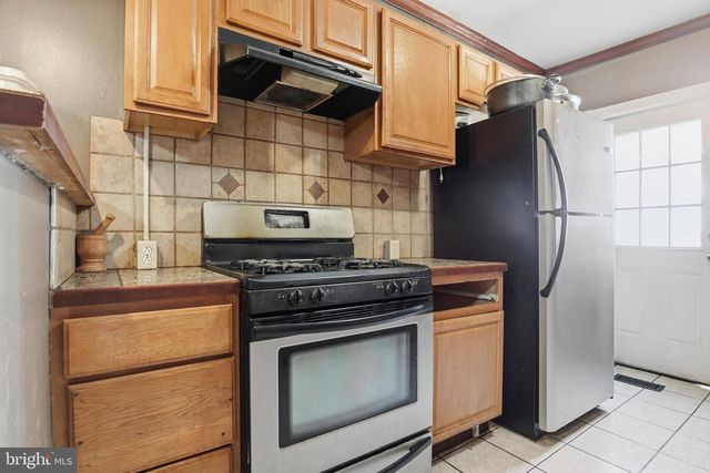 228 N RESERVOIR ST, Lancaster, PA 17602